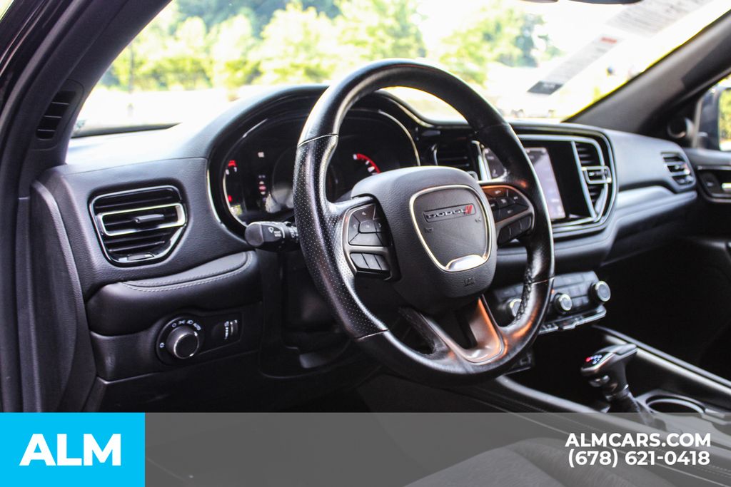 Used 2023 Black Dodge SXT image 21