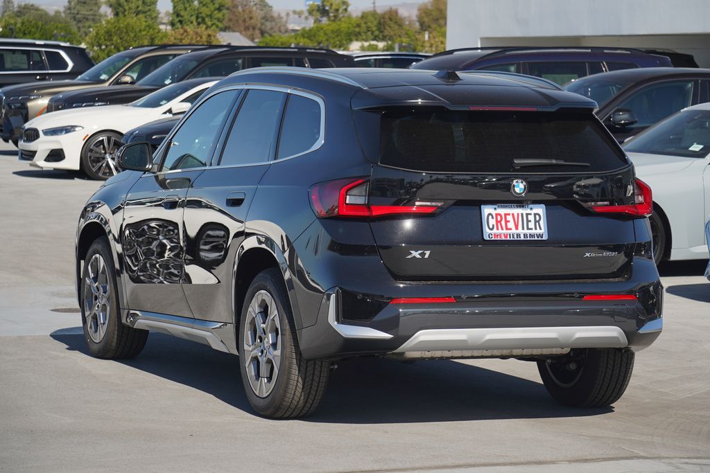 2025 BMW X1 xDrive28i 7