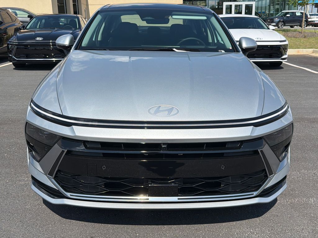 New 2026 Silver Hyundai Limited image 9