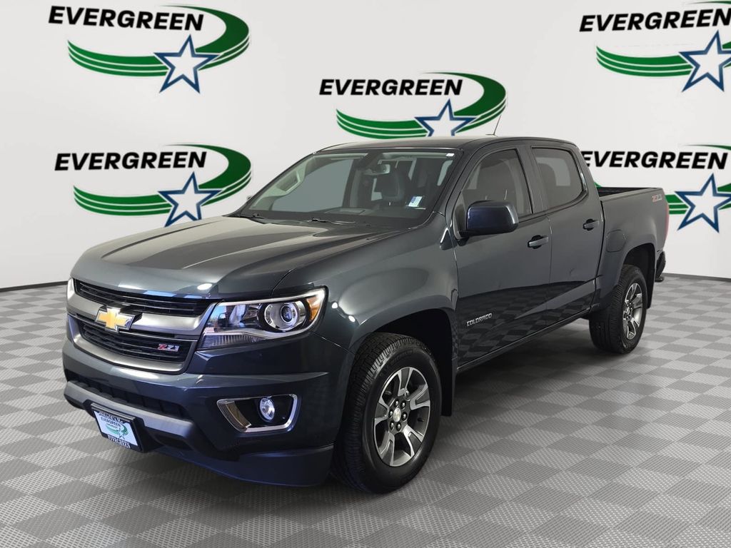 Gray (Graphite Metallic) 2018 Chevrolet Colorado Pickup Truck Four-Wheel Drive 8-Speed Automatic