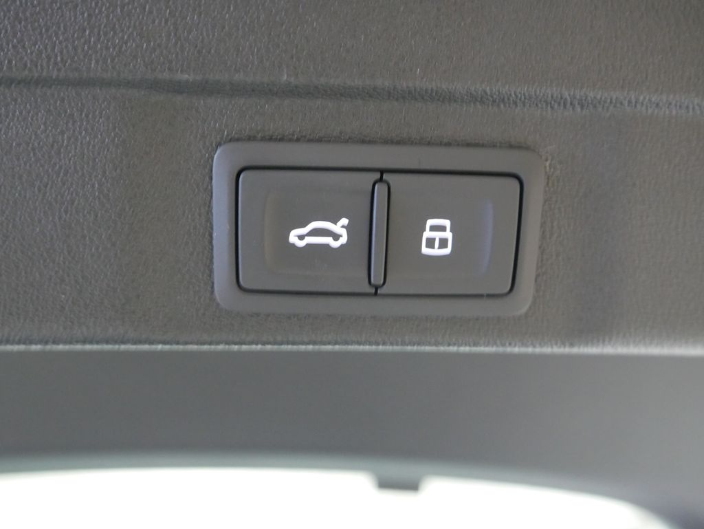 Thumbnail: 2026 Audi S5 - 19