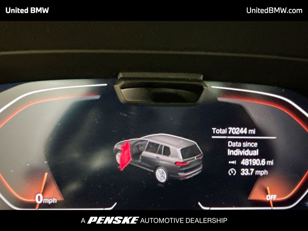 Thumbnail: 2022 BMW X7 - 15