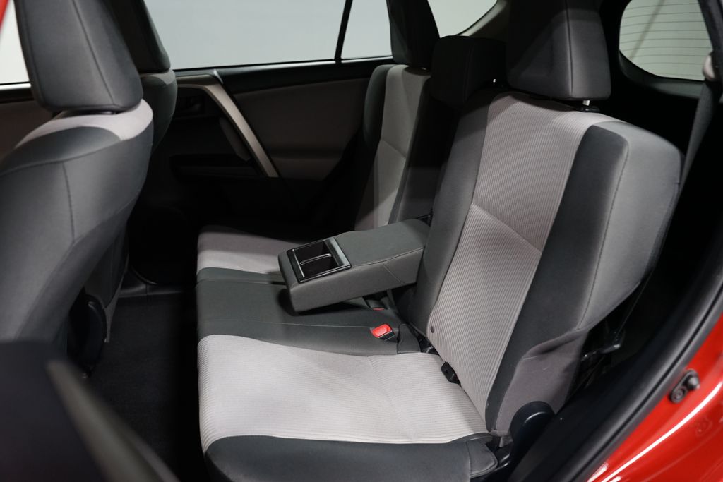 Thumbnail: 2014 Toyota RAV4 - 24