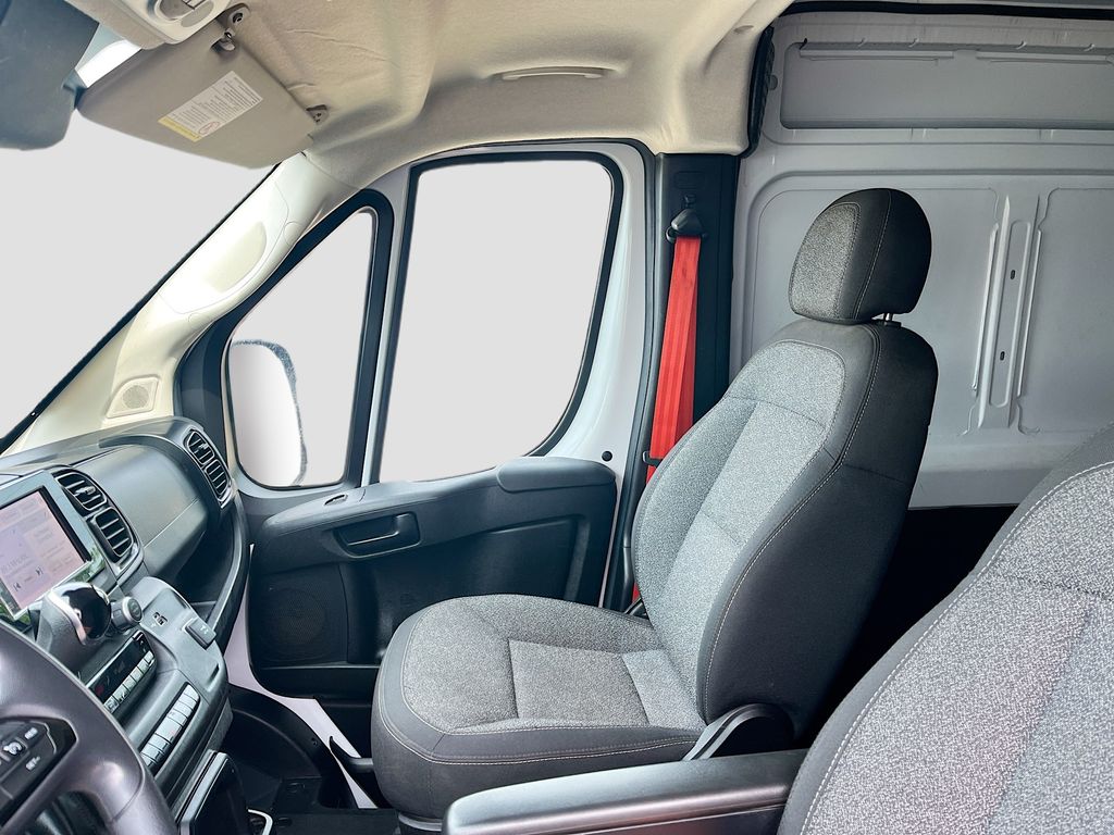 Used 2023 White Ram High Roof image 21
