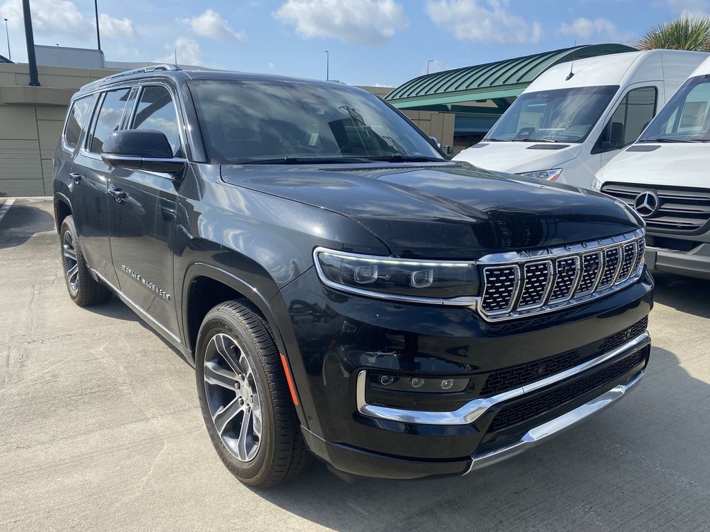 Diamond Black Crystal Pearlcoat 2024 Jeep Grand Wagoneer SUV / Crossover Four-Wheel Drive 8-Speed Automatic