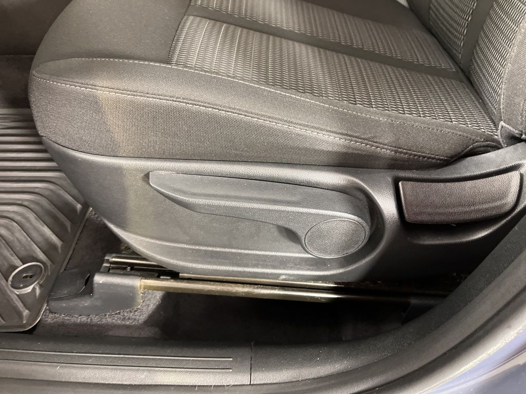 Thumbnail: 2023 Kia Sorento - 21