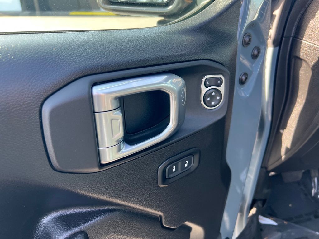 Thumbnail: 2024 Jeep Wrangler - 13