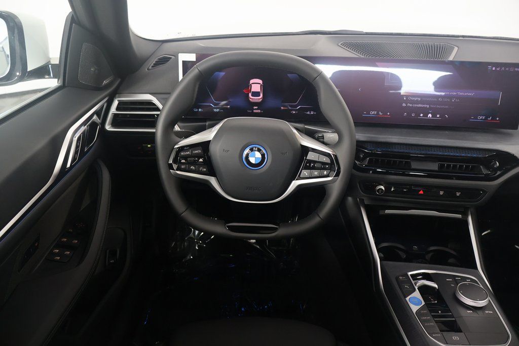 2025 BMW i4 eDrive40 3