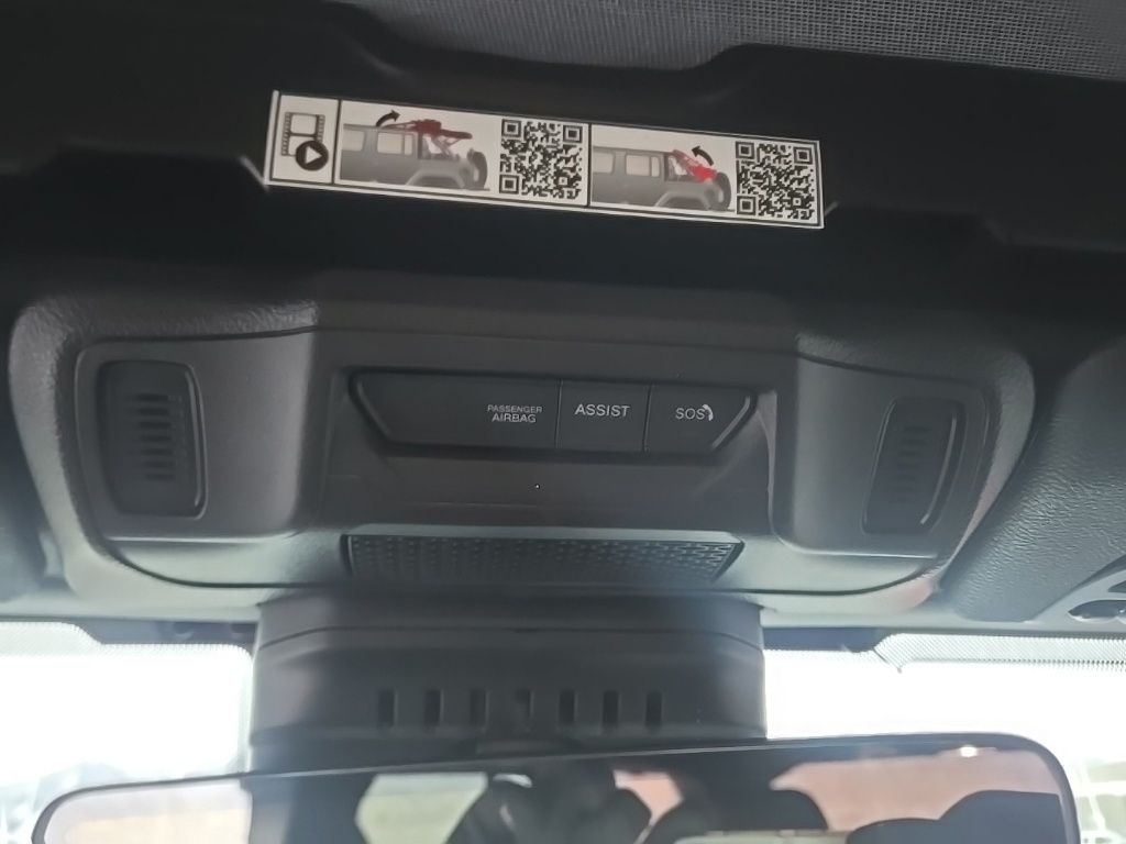 New 2025 White Jeep Sahara image 25