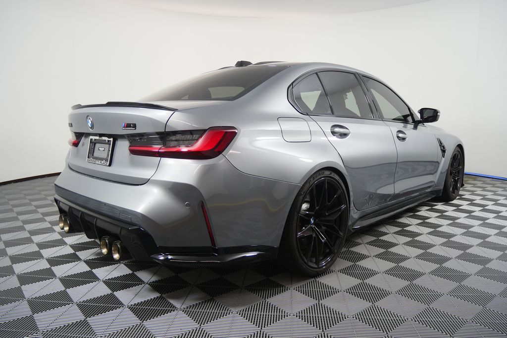 Thumbnail: 2023 BMW M3 - 3