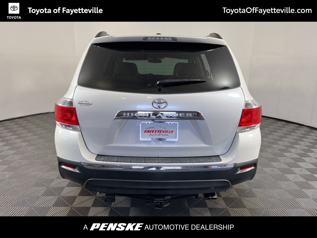 Thumbnail: 2012 Toyota Highlander - 13