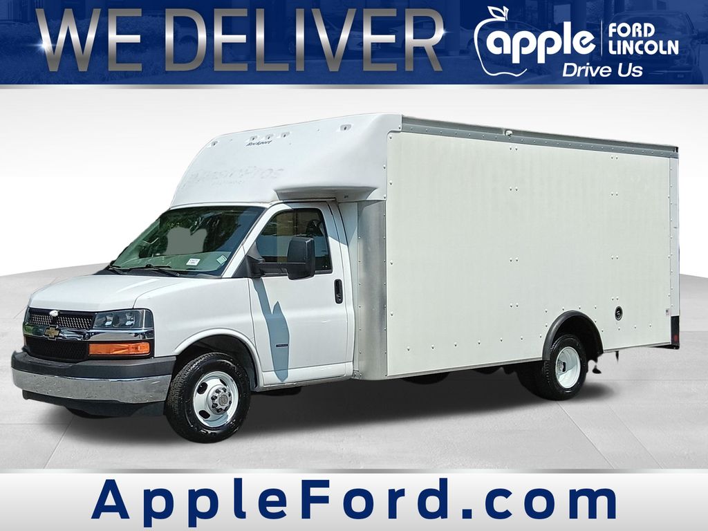 2023 Chevrolet Express Cutaway Work Van