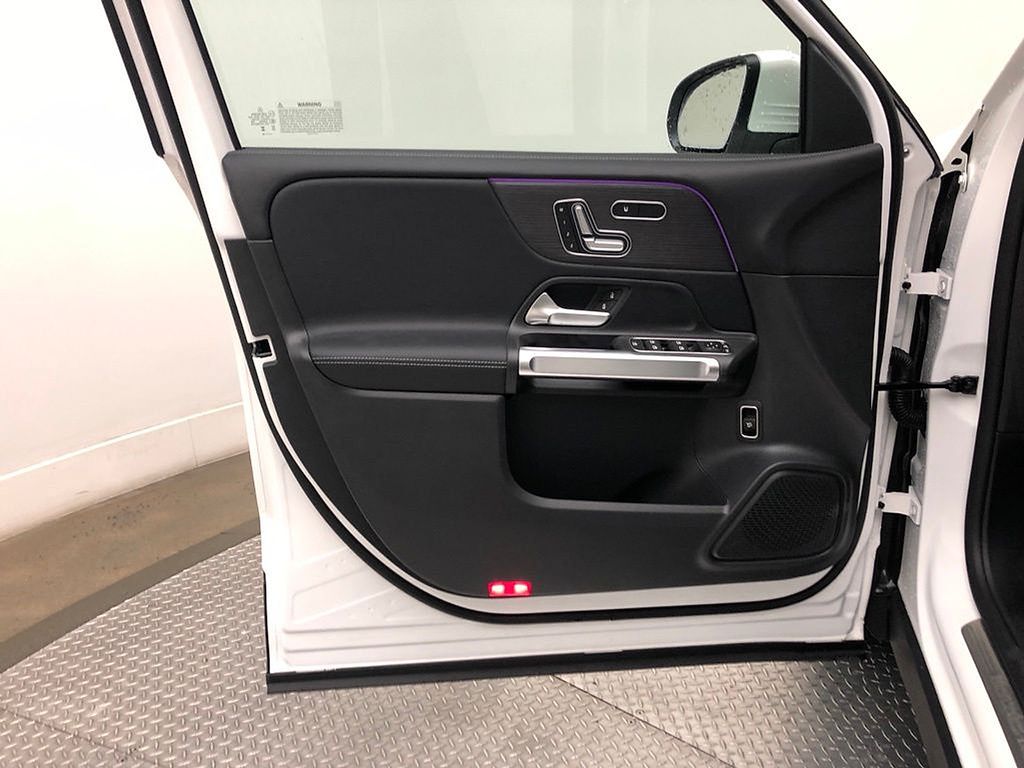 2023 Mercedes-Benz GLB 250 12