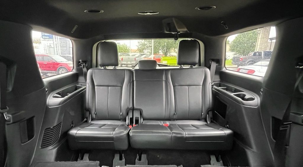 2019 Ford Expedition XLT Silver at Autostrade