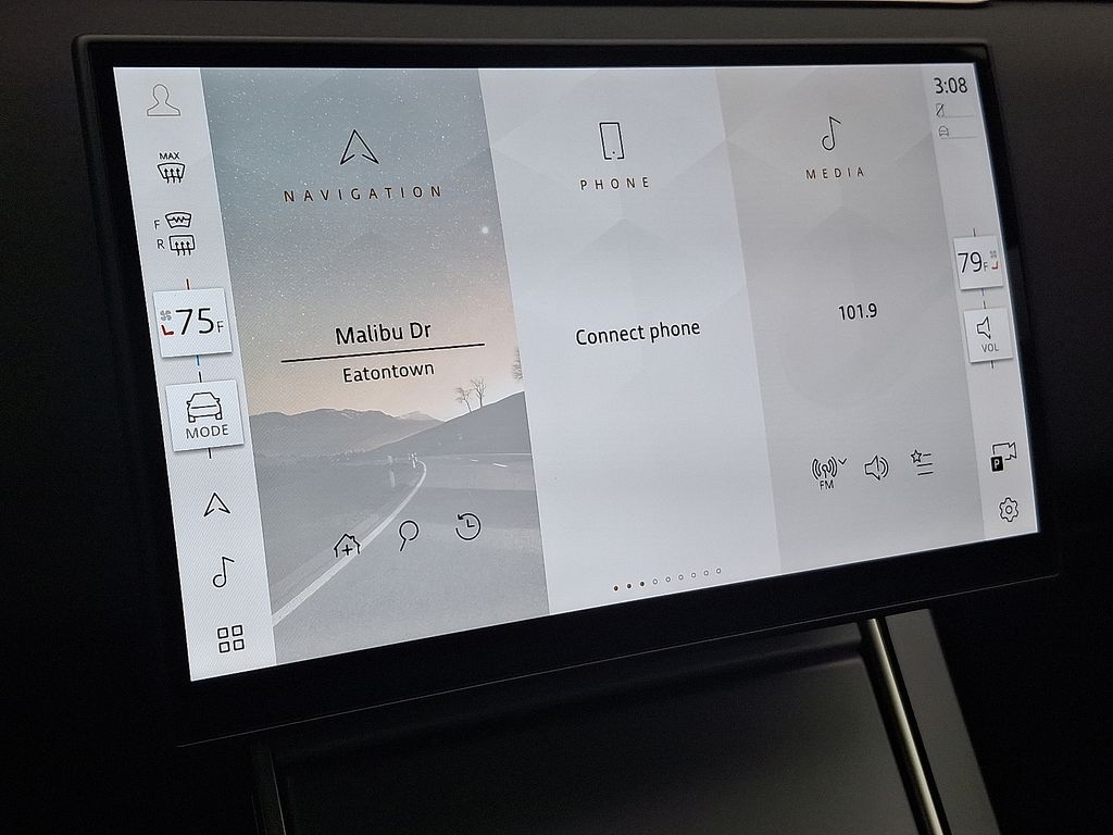 Thumbnail: 2025 Land Rover Range Rover Evoque - 24