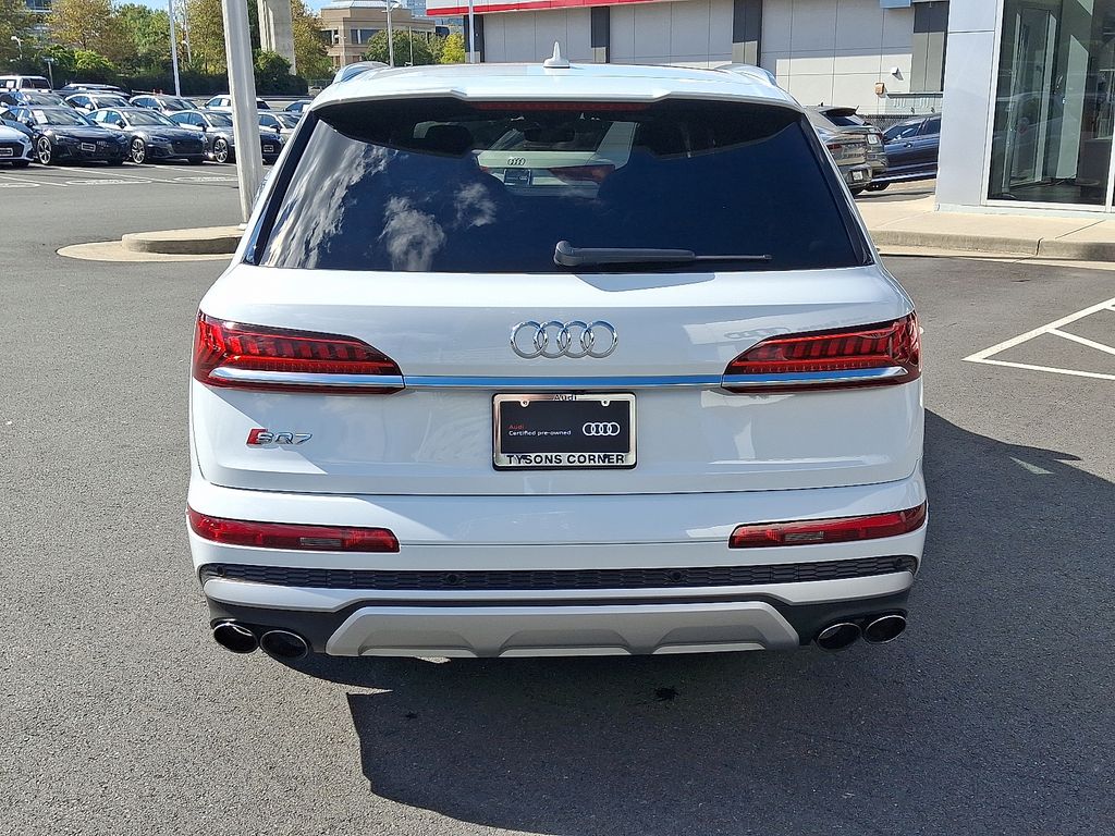 Thumbnail: 2023 Audi SQ7 - 5