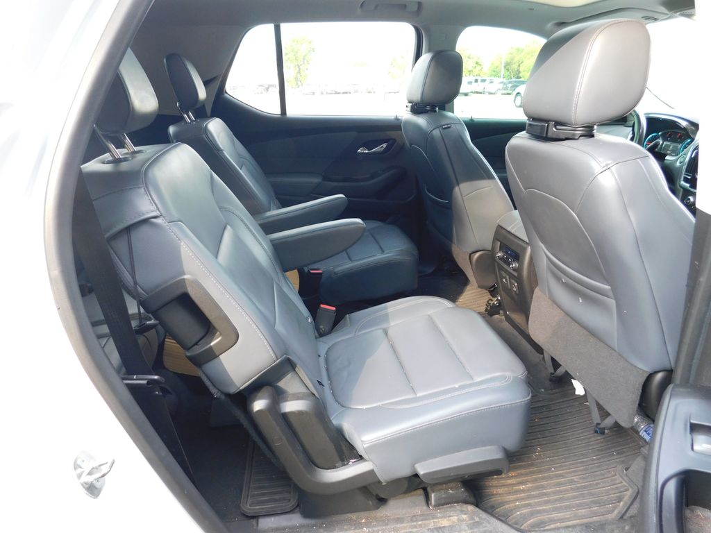 Thumbnail: 2018 Chevrolet Traverse - 5