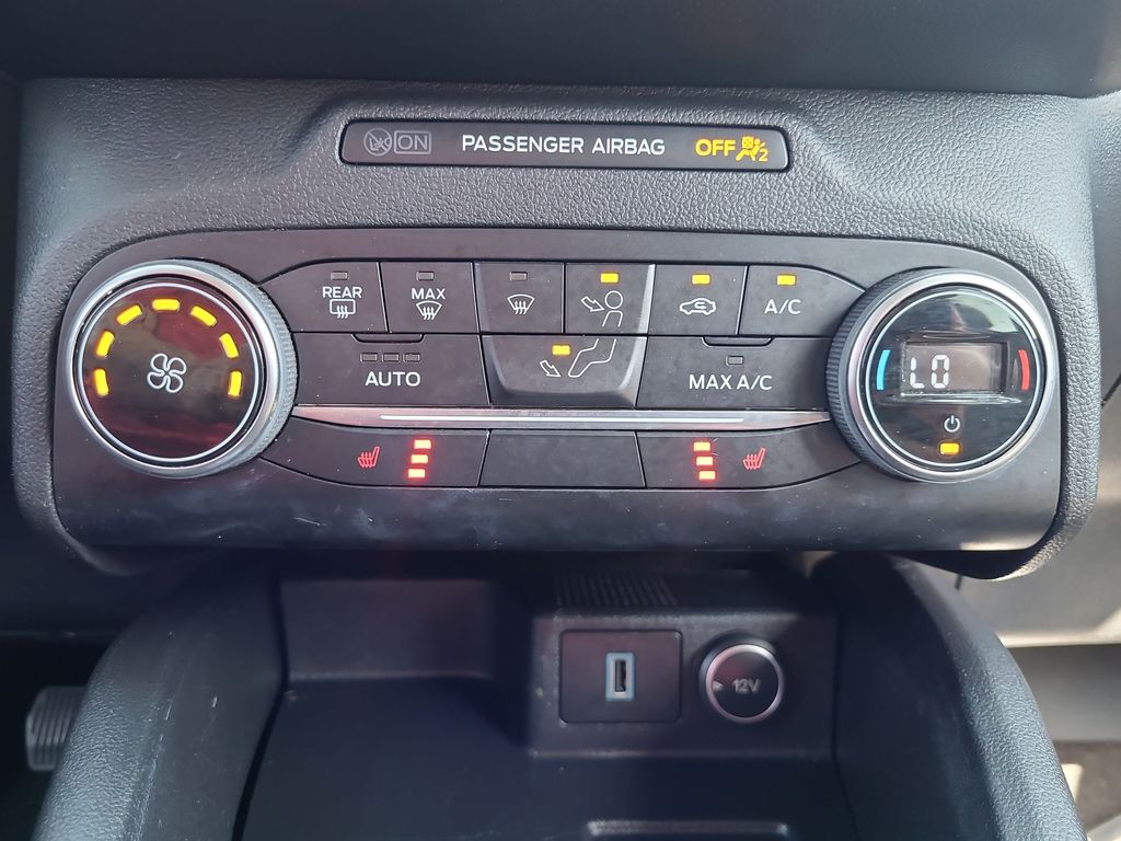 2020 Ford Escape SE 18