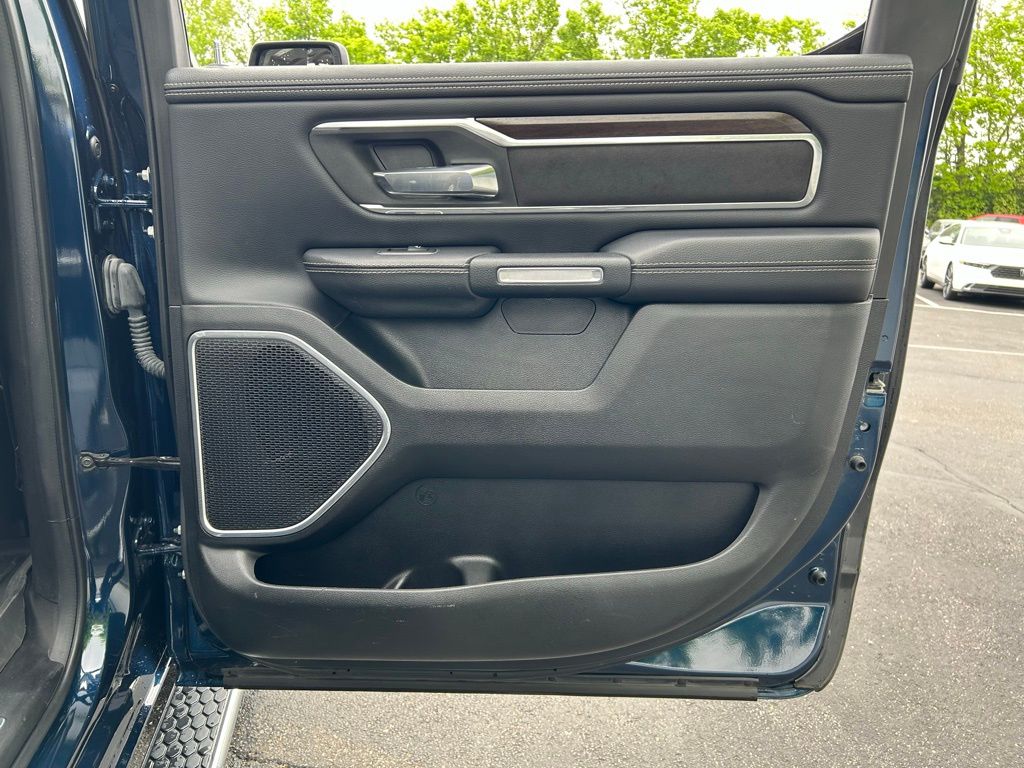 2022 RAM 1500 Laramie 22
