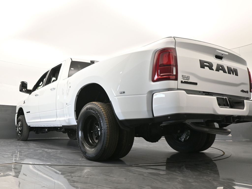 New 2026 Bright White Clearcoat Ram Laramie image 64
