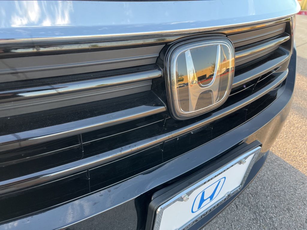 2024 Honda Odyssey Touring 14
