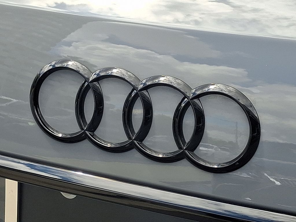Thumbnail: 2026 Audi RS 6 - 30
