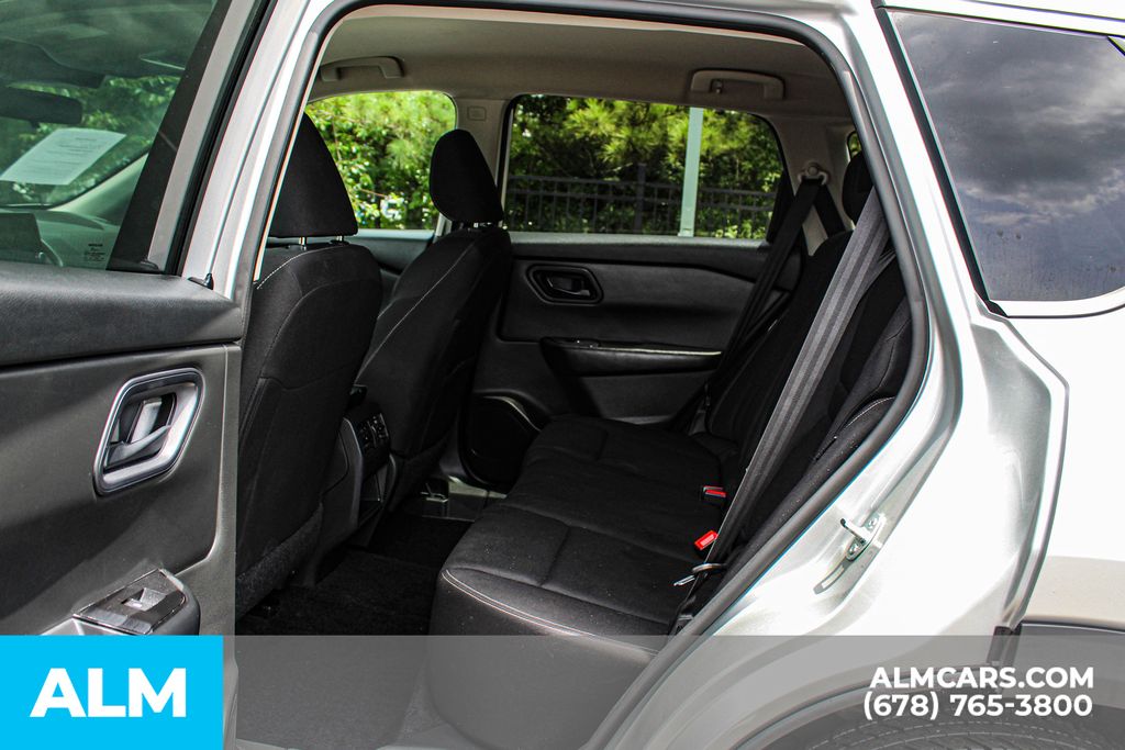 Used 2024 Silver Nissan S image 18