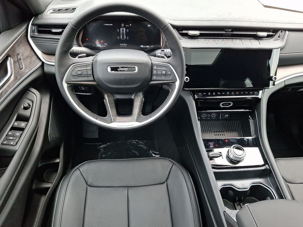 New 2026 Jeep Grand Cherokee SUV