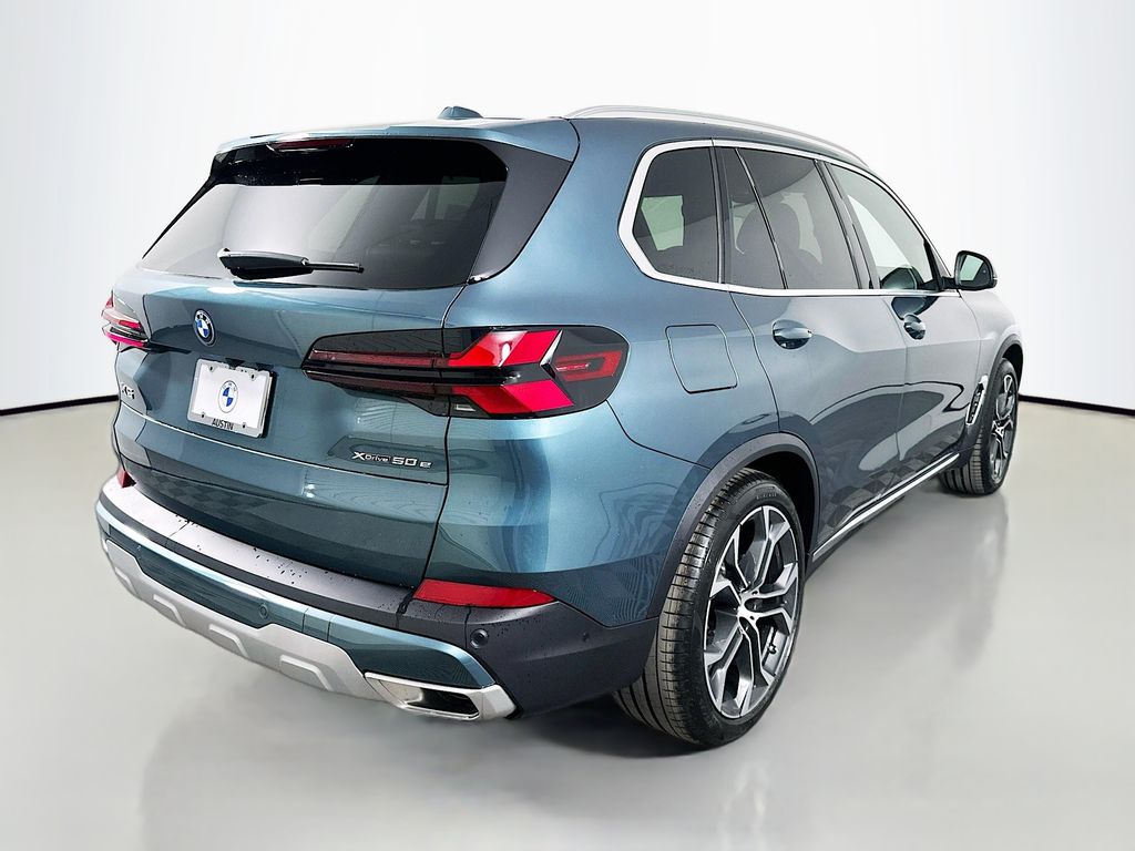 Thumbnail: 2026 BMW X5 - 5