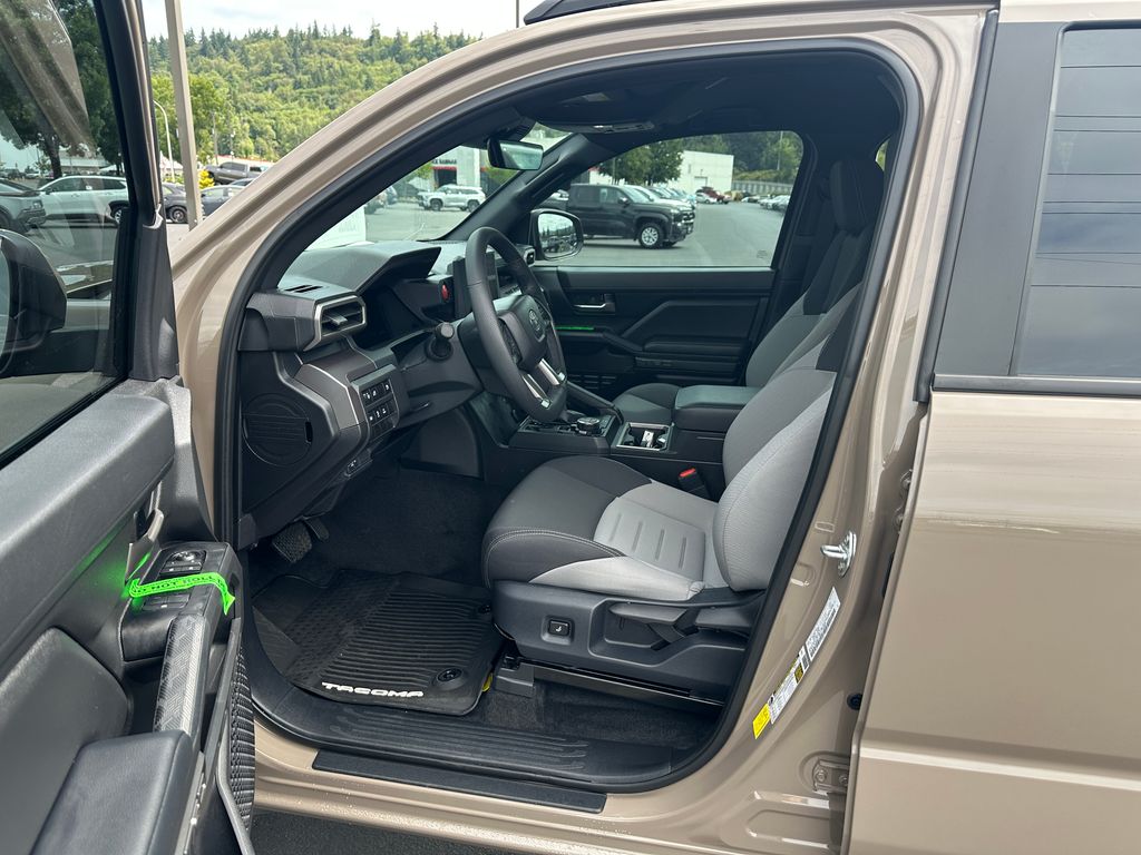 2026 Toyota Tacoma Hybrid TRD Off Road