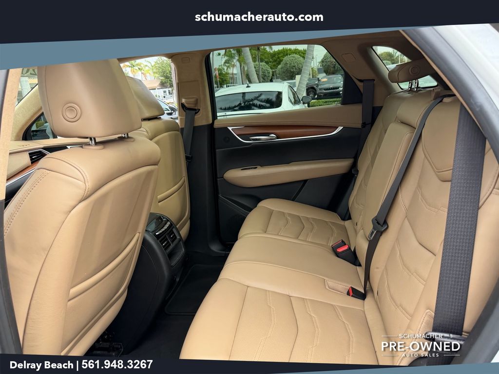 used 2017 Cadillac XT5 car, priced at $17,777