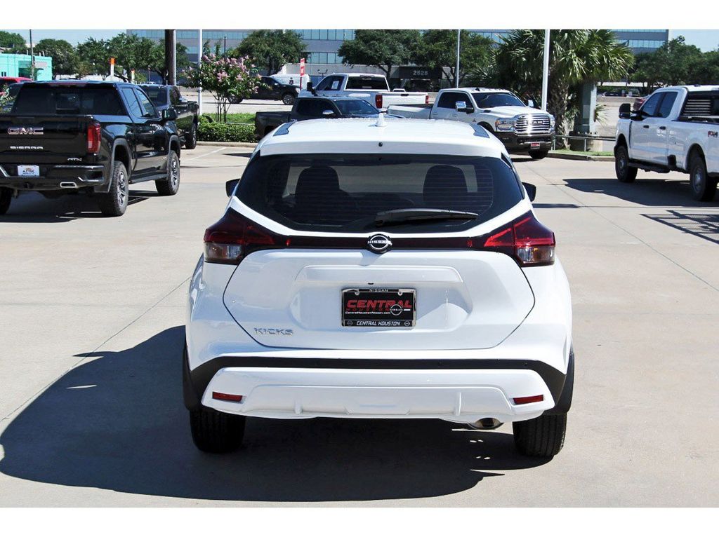 2025 Nissan Kicks Play S White at South Houston Nissan