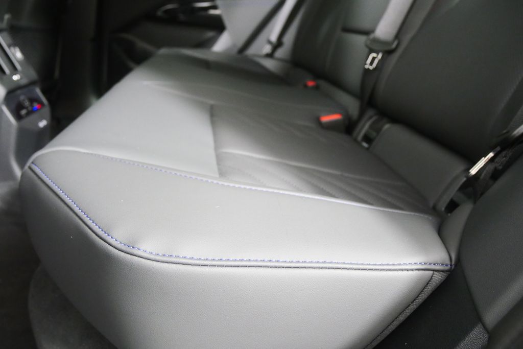 Thumbnail: 2026 BMW X3 - 14