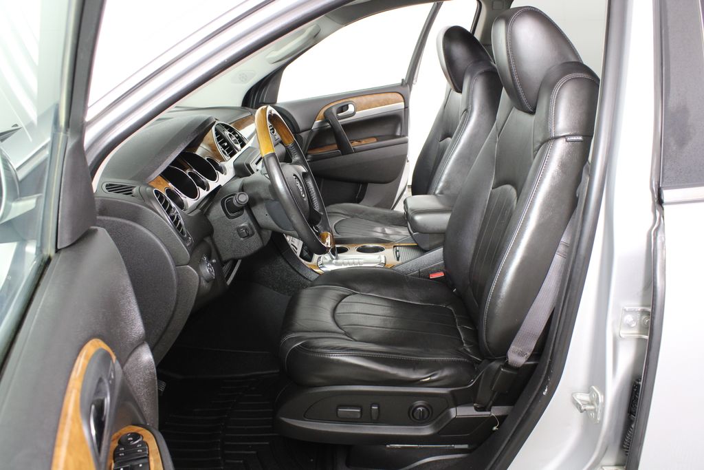 Used 2011 Buick Enclave for sale in 