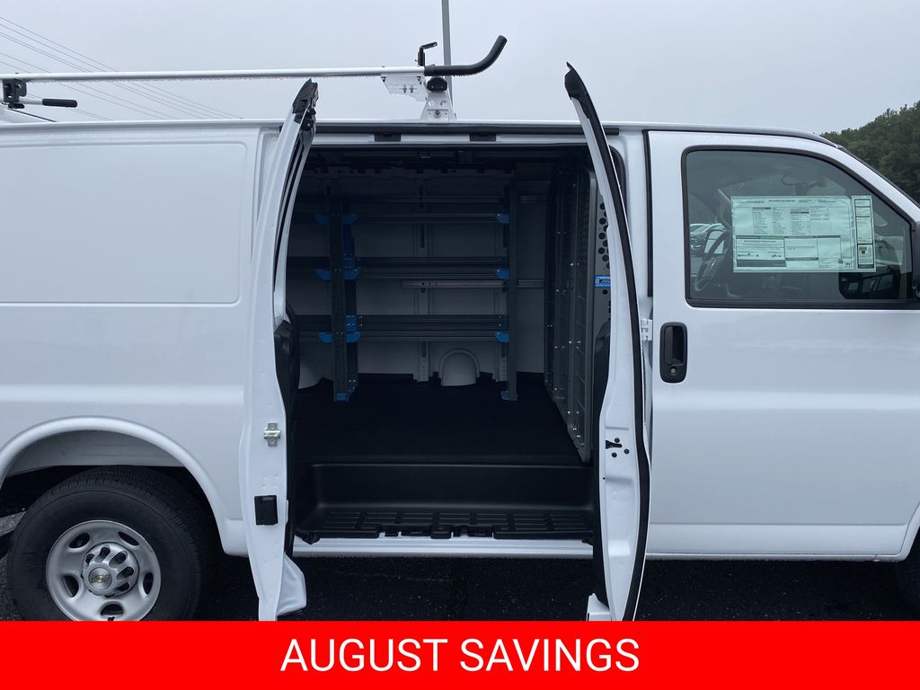 New 2026 Chevrolet Express 2500 Van