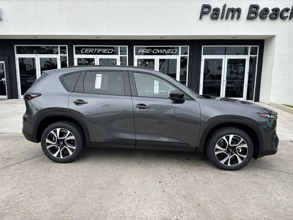 View vehicle photo 5