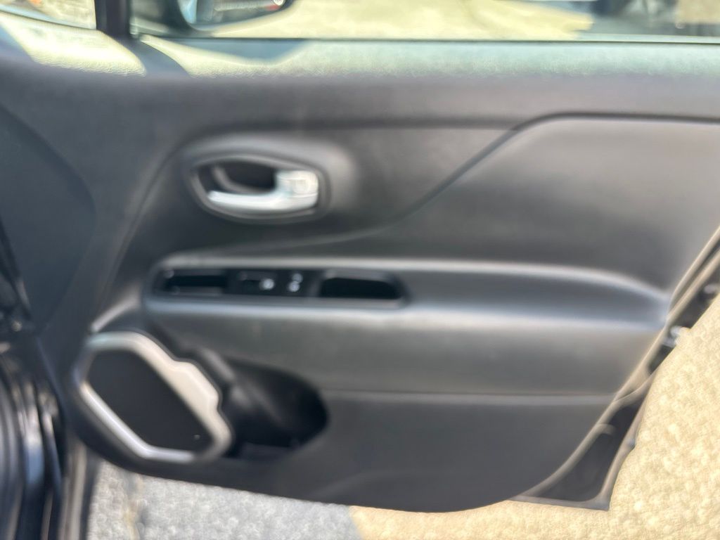 Used 2023 Jeep Renegade SUV