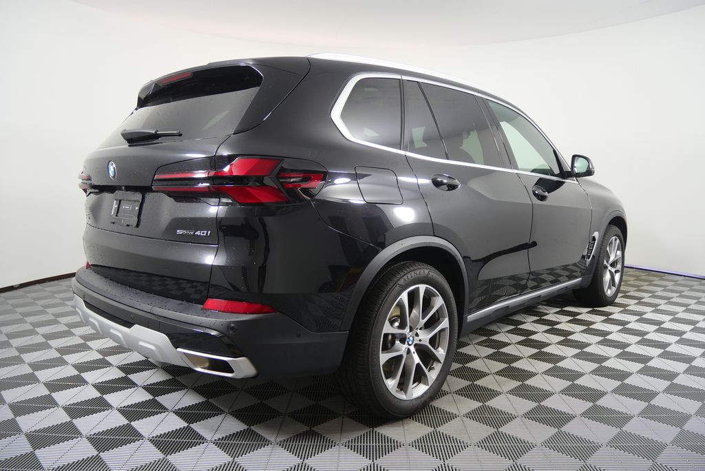 Thumbnail: 2026 BMW X5 - 3