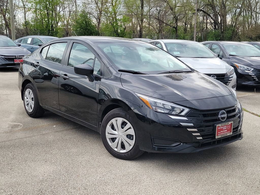 Super Black Metallic 2025 Nissan Versa S FWD Sedan Front-Wheel Drive Continuously Variable Transmission