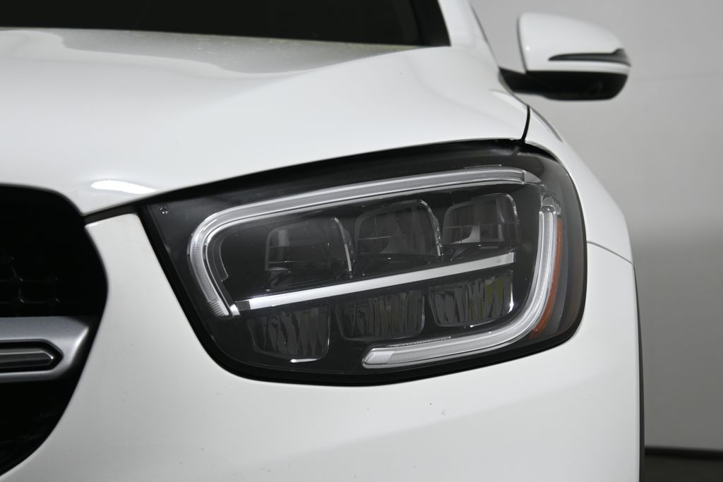2023 Mercedes-Benz GLC 300 10