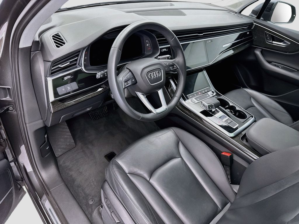Thumbnail: 2022 Audi Q7 - 9