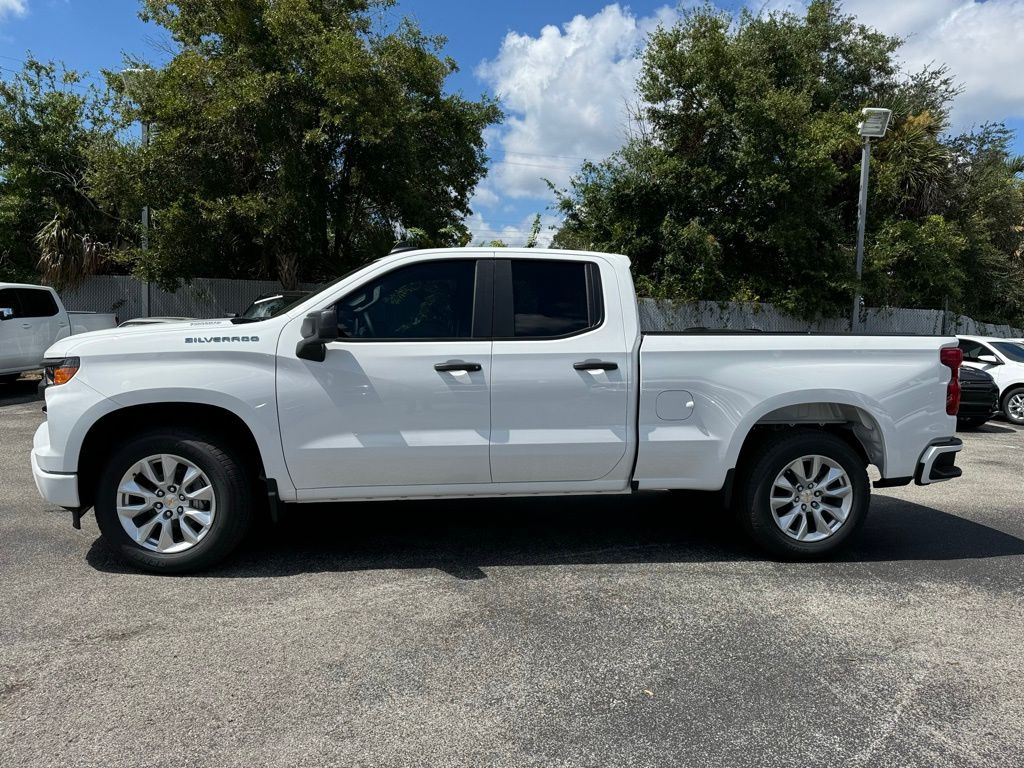 2025 Chevrolet Silverado 1500 Custom 5