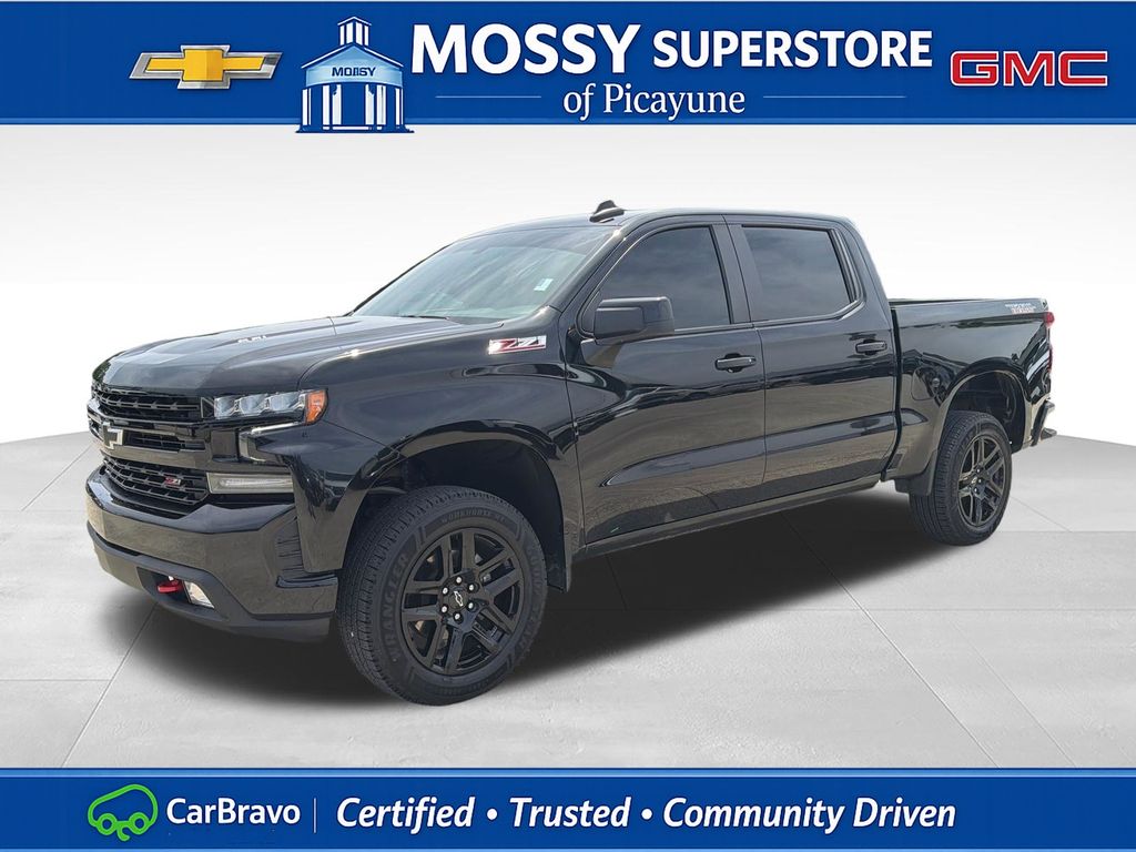 Black 2022 Chevrolet Silverado 1500 LT Trail Boss Crew Cab 4WD Pickup Truck Four-Wheel Drive Automatic