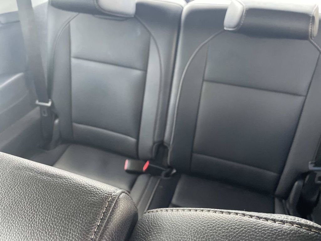 Used 2019  Acura 3.5L Technology Package image 14