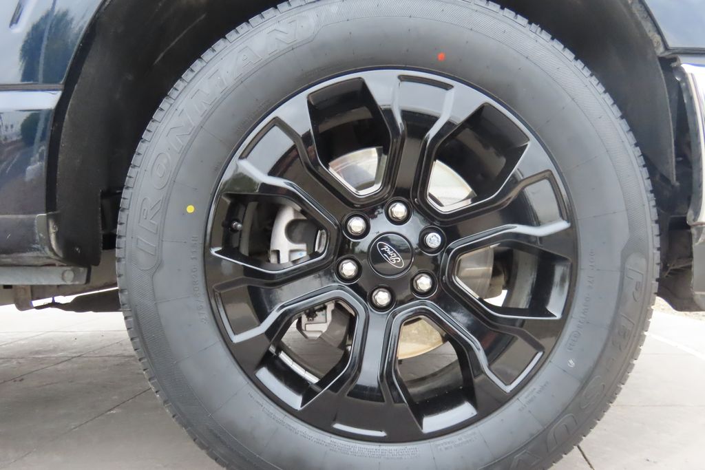 Thumbnail: 2022 Ford F-150 - 32