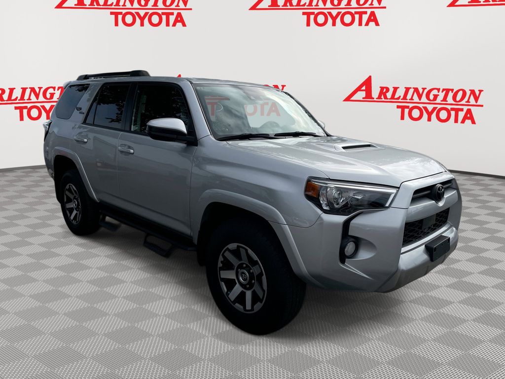 2020 Toyota 4Runner Off-Road's photo