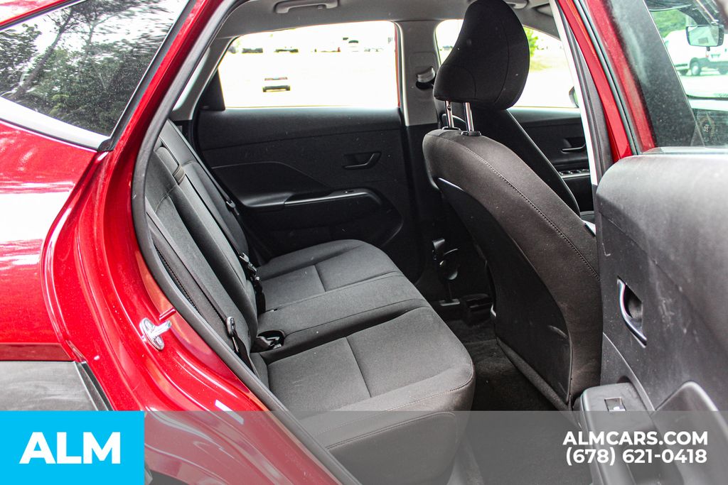 Used 2025 Red Hyundai SE image 19