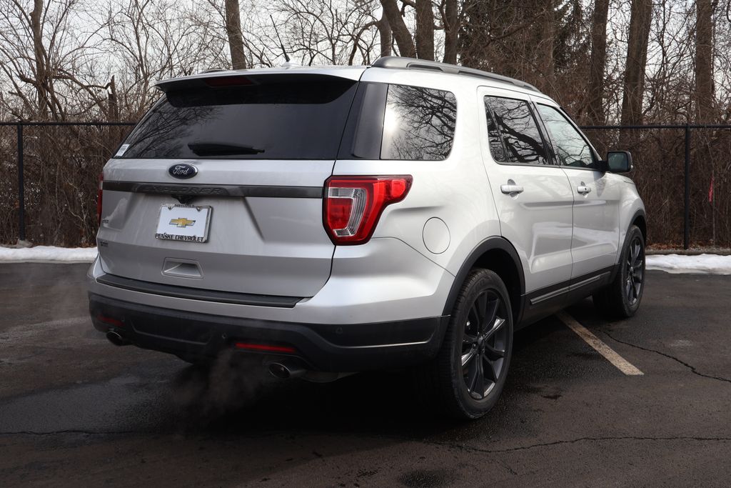 Thumbnail: 2019 Ford Explorer - 8