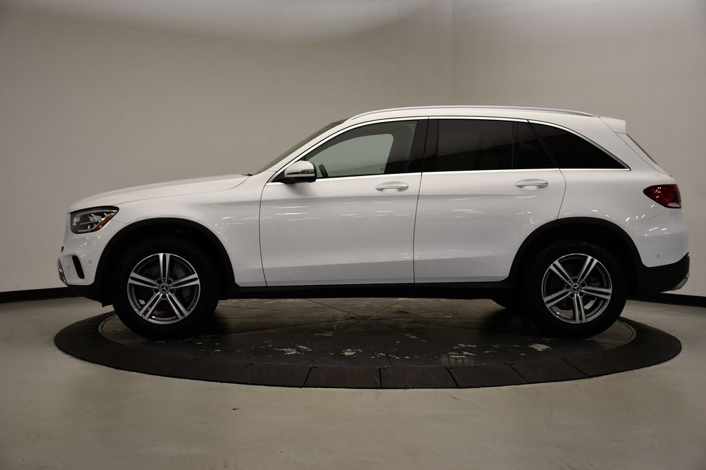 2021 Mercedes-Benz GLC 300 2