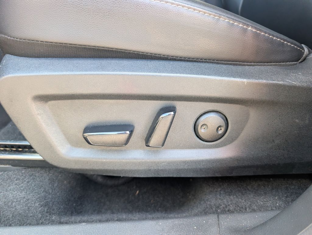 Used 2025 Nissan Murano SUV